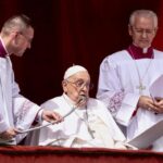 Paus Minta Dimakamkan di Luar Vatikan