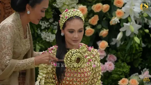 Luna Maya Naik Pelaminan Setelah Penantian Panjang