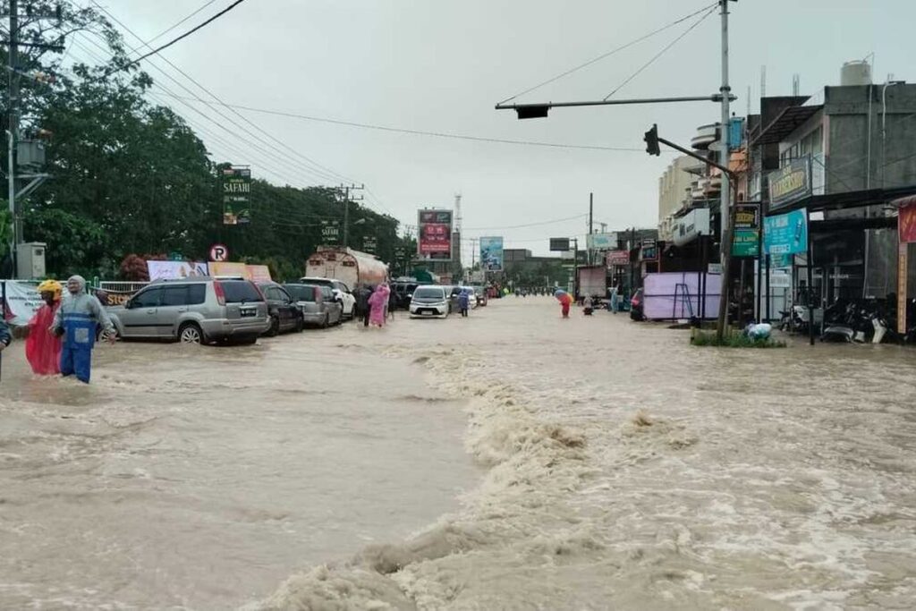 Banjir Aceh: 10 Daerah Status Darurat, 2 Meninggal, 1.497 Orang Mengungsi
